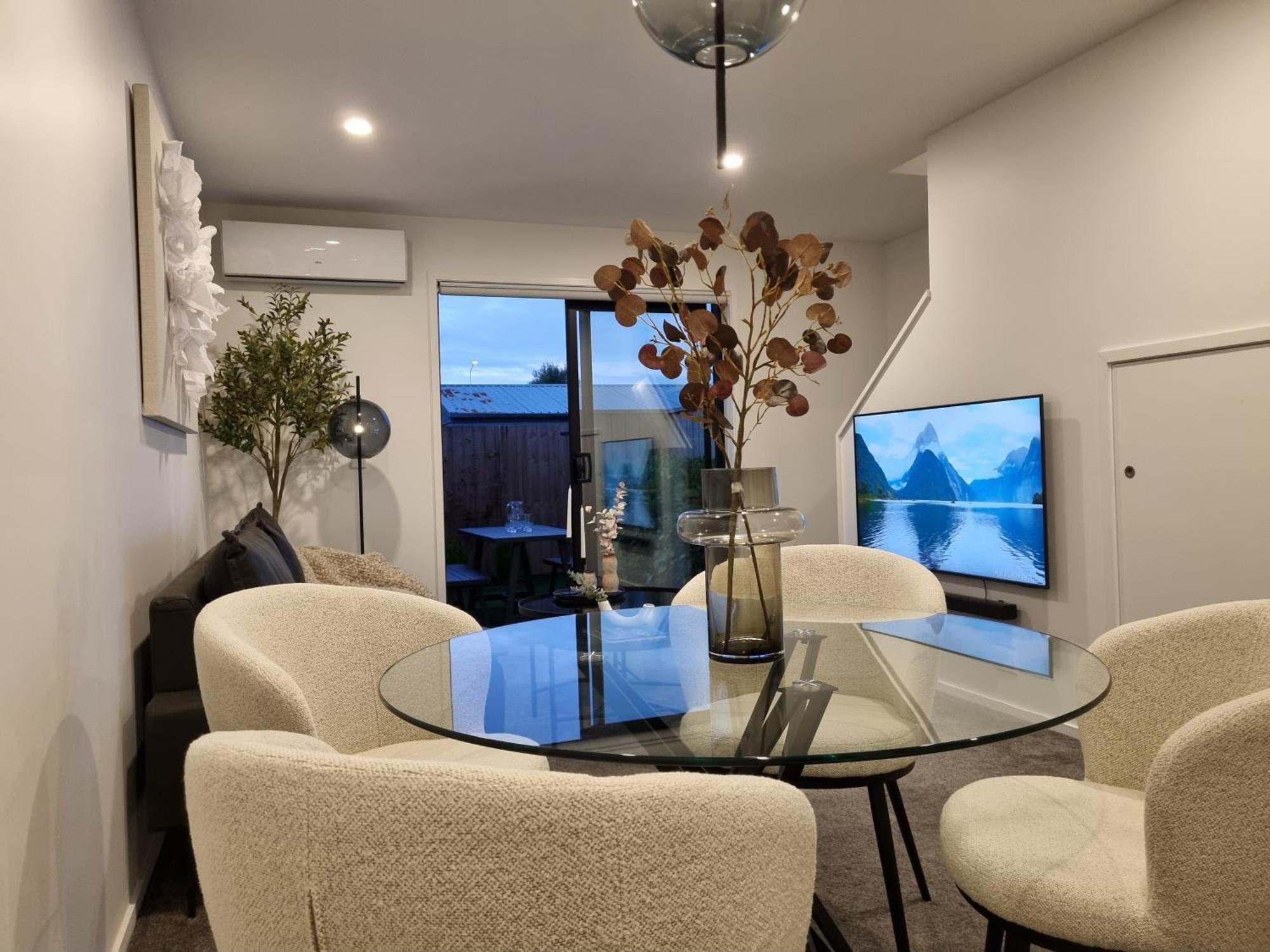 Apartamento Cloud Nine Elegant Escape Awaits Christchurch Exterior foto